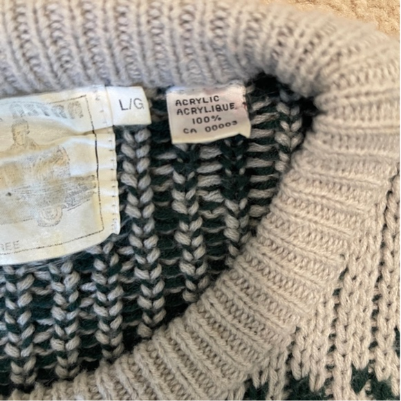 VINTAGE Astra Grey and Green Moose Knit Pullover Winter Christmas Sweater - Picture 5 of 7